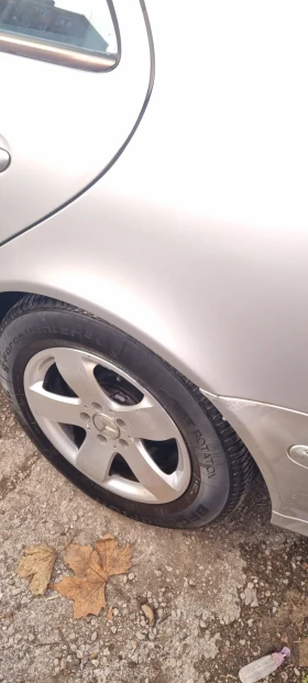 Mercedes-Benz E 270 Elegance, снимка 4