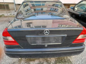 Mercedes-Benz 220 - 500 € / 977.91 лв. - 16411575 12