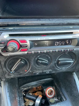 VW Golf 1.6 101к.с SR - 1100 € / 2151.41 лв. - 53263652 9