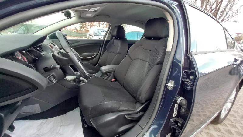 Citroen C5 ИЗКЛЮЧИТЕЛНО СЕРВИЗ КНИЖК УНИКАТ ОБСЛУЖЕН КАТО НОВ, снимка 8 - Автомобили и джипове - 32772749