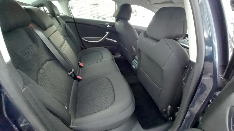 Citroen C5 ИЗКЛЮЧИТЕЛНО СЕРВИЗ КНИЖК УНИКАТ ОБСЛУЖЕН КАТО НОВ, снимка 15 - Автомобили и джипове - 32772749