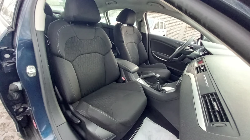 Citroen C5 ИЗКЛЮЧИТЕЛНО СЕРВИЗ КНИЖК УНИКАТ ОБСЛУЖЕН КАТО НОВ, снимка 9 - Автомобили и джипове - 32772749