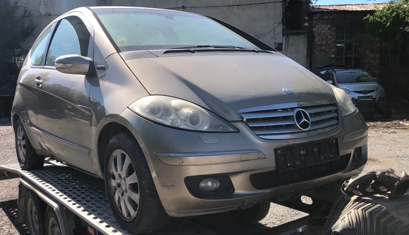 Mercedes-Benz A 180 180 cdi automat, снимка 4 - Автомобили и джипове - 39435052