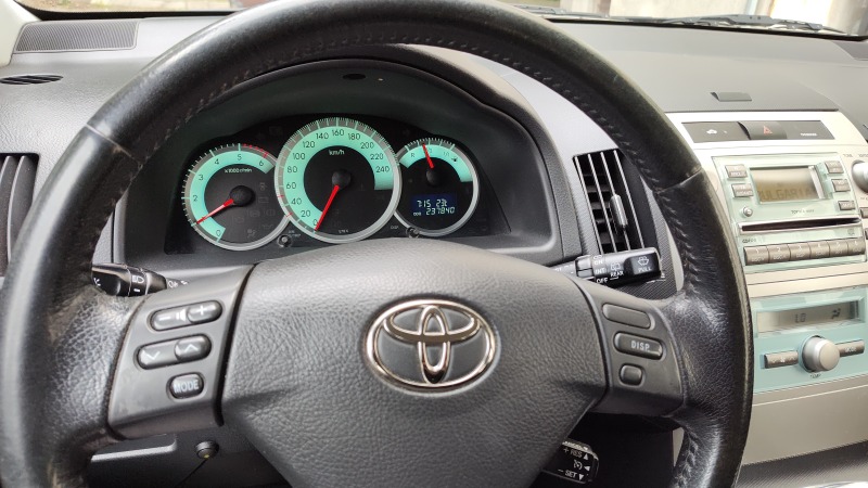 Toyota Corolla verso 2, 2D4D, снимка 12 - Автомобили и джипове - 45914734