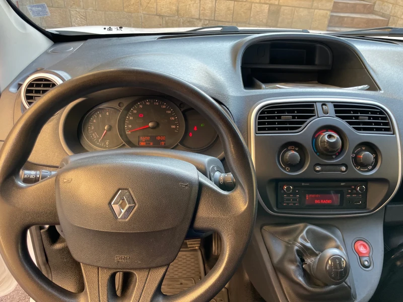 Renault Kangoo 1.5, снимка 5 - Автомобили и джипове - 47529401