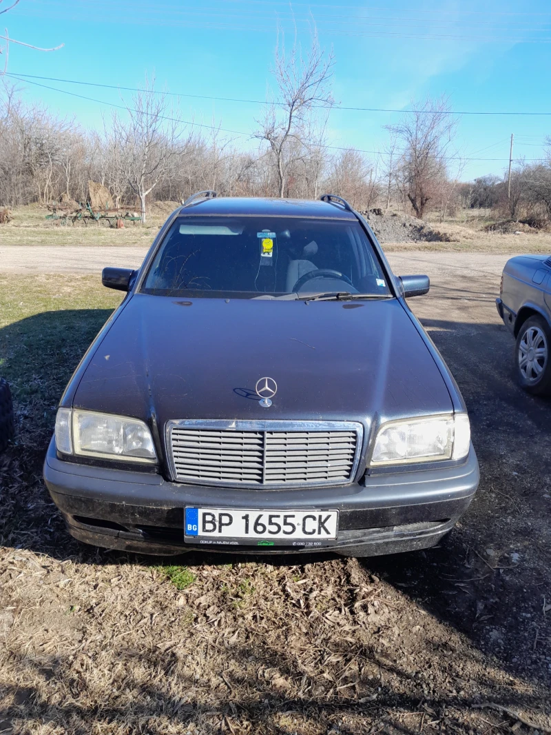 Mercedes-Benz C 220, снимка 4 - Автомобили и джипове - 47418590