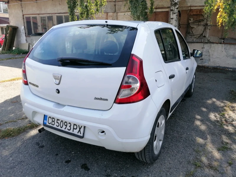 Dacia Sandero 1.2 бензин ПРОМОЦИЯ, снимка 3 - Автомобили и джипове - 47449072