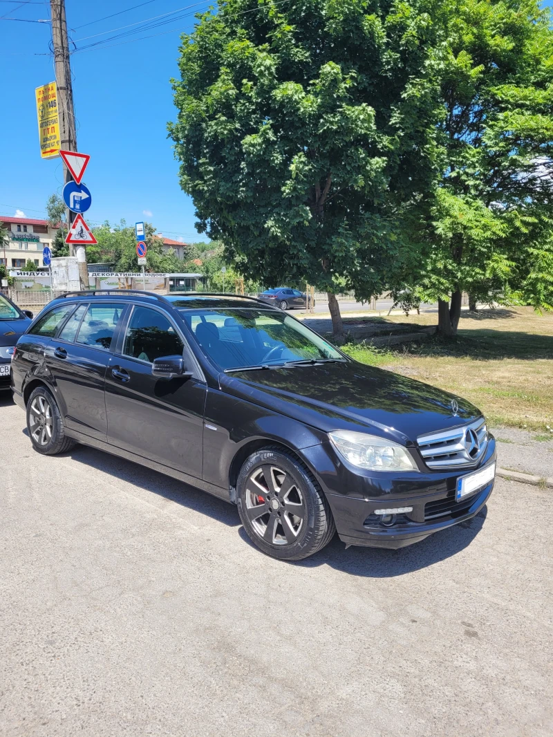 Mercedes-Benz C 220, снимка 2 - Автомобили и джипове - 47827732