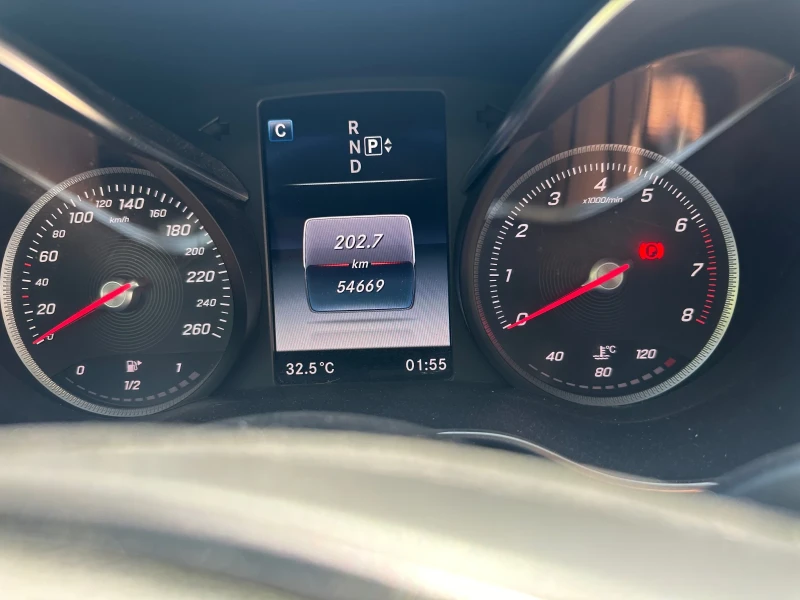 Mercedes-Benz C 400 4 MATIC, снимка 3 - Автомобили и джипове - 52500383