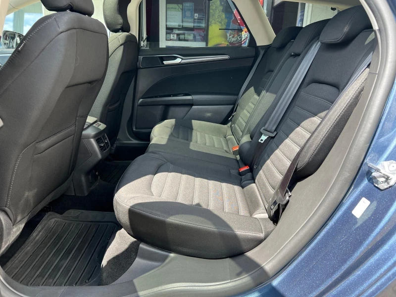 Ford Mondeo 2.0/TITANIUM/150HP/PANO/AMBI/KLESS/CRPLAY/LED/214f, снимка 14 - Автомобили и джипове - 50727367