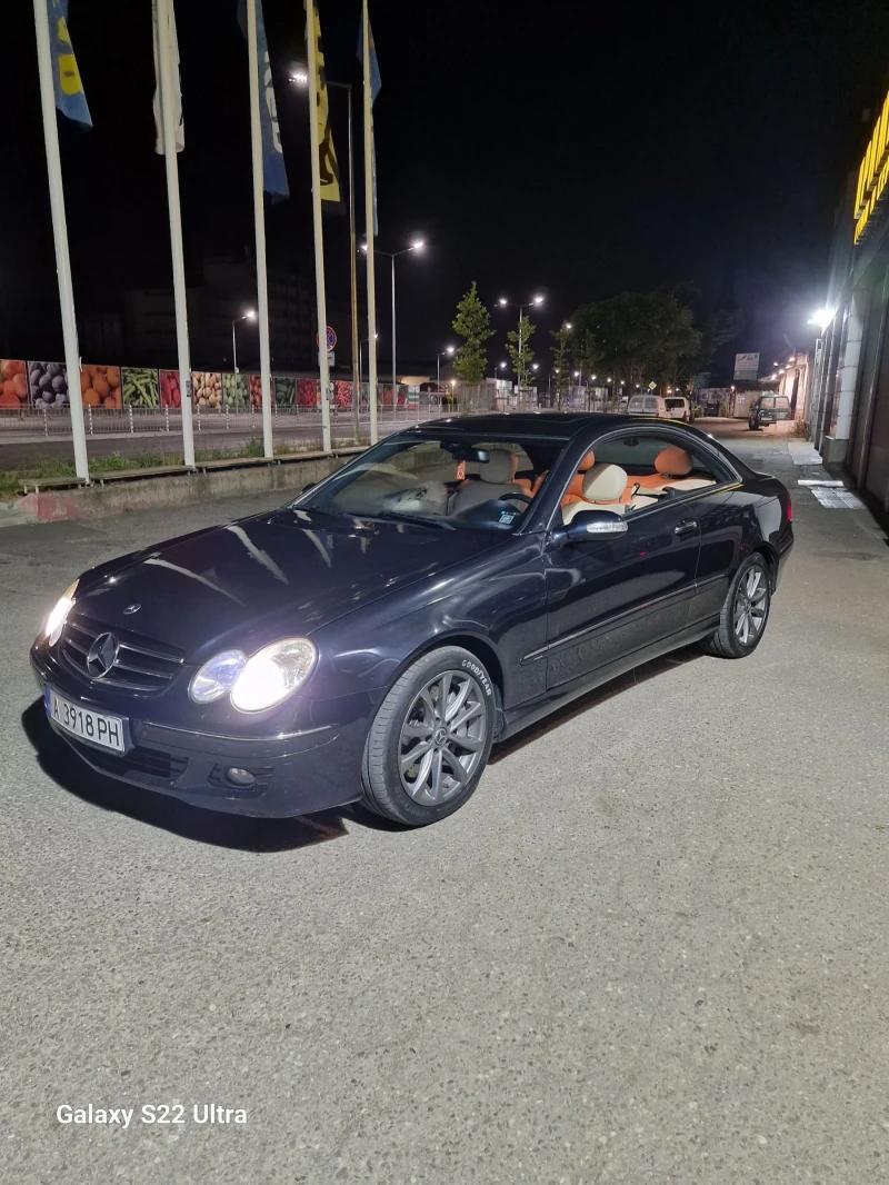 Mercedes-Benz CLK 320, снимка 11 - Автомобили и джипове - 52568113