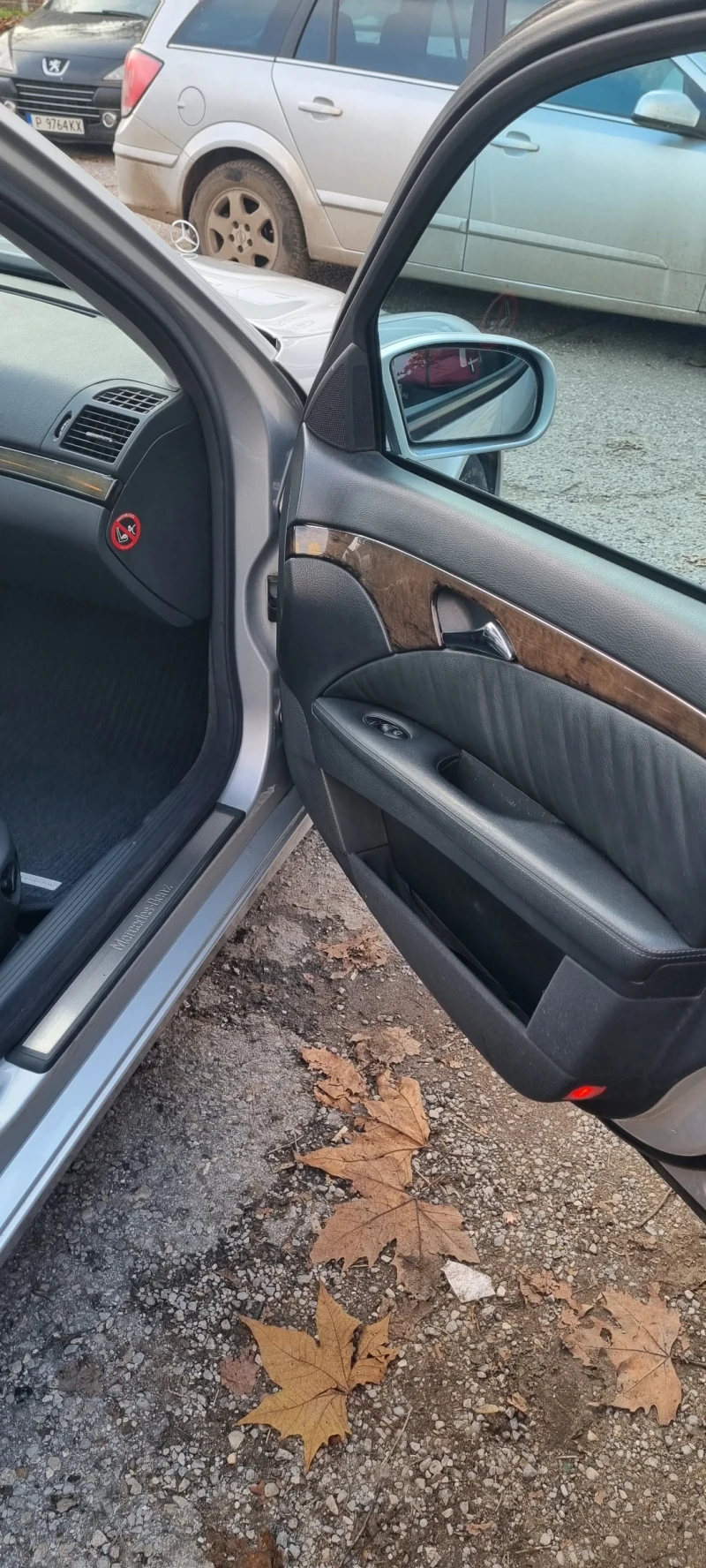 Mercedes-Benz E 270 Elegance, снимка 11 - Автомобили и джипове - 52773782