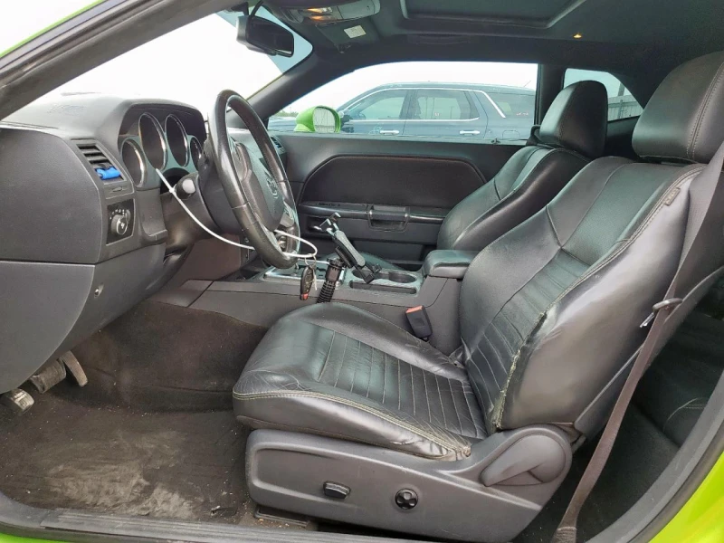 Dodge Challenger 5.7 R/T, снимка 7 - Автомобили и джипове - 52828511