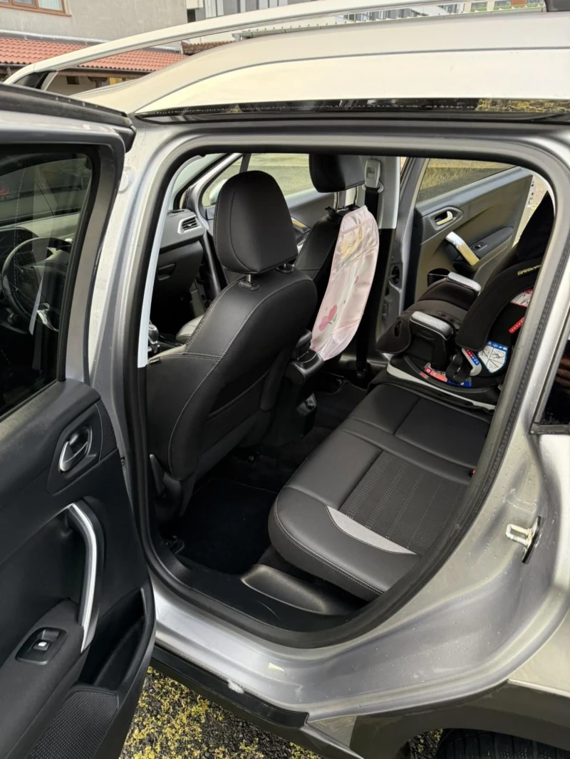 Peugeot 2008, снимка 7 - Автомобили и джипове - 53298846