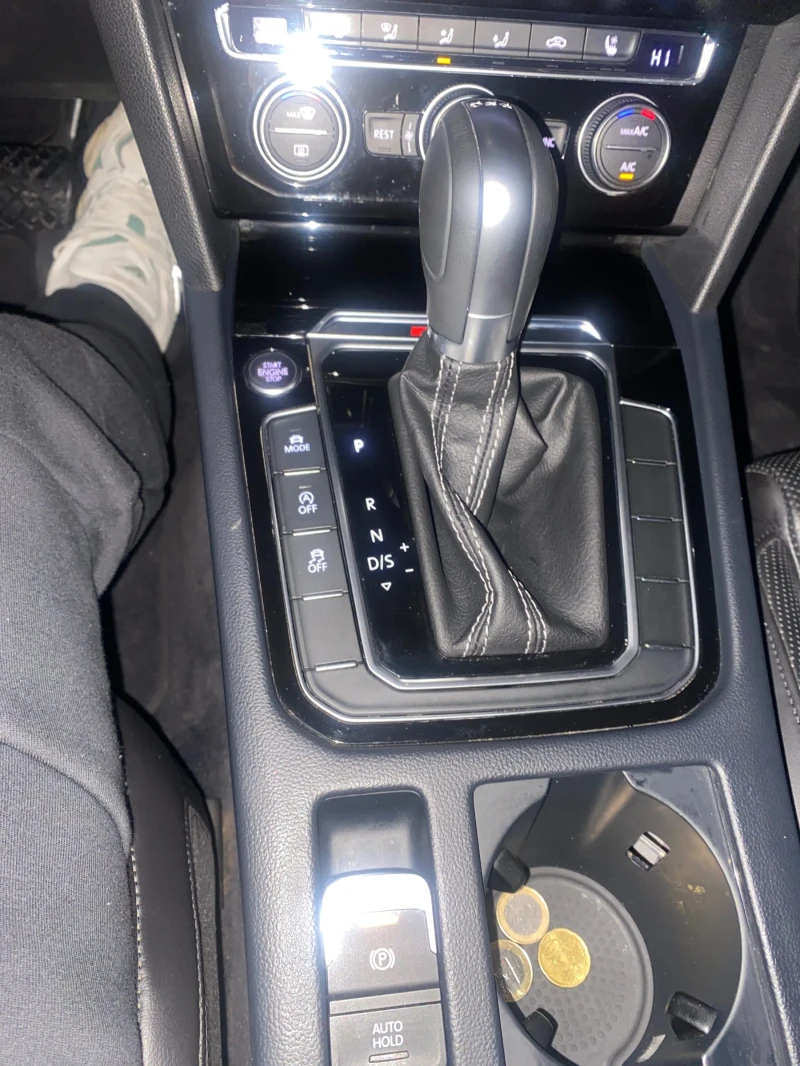 VW Passat 2.0 TDI 4MOTION, снимка 6 - Автомобили и джипове - 53374250