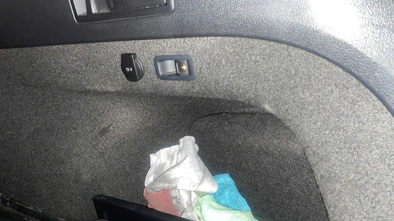 VW Passat 2.0 TDI 4MOTION, снимка 11 - Автомобили и джипове - 53374250