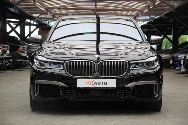 BMW 760 M760iL xDrive/LASER/Night/Sky Loung/Bowers&Wilkins, снимка 2 - Автомобили и джипове - 36652108