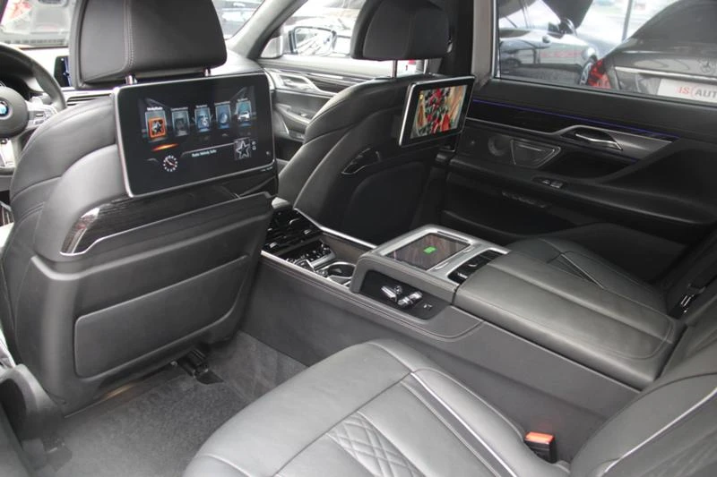 BMW 760 M760iL xDrive/LASER/Night/Sky Loung/Bowers&Wilkins, снимка 7 - Автомобили и джипове - 36652108