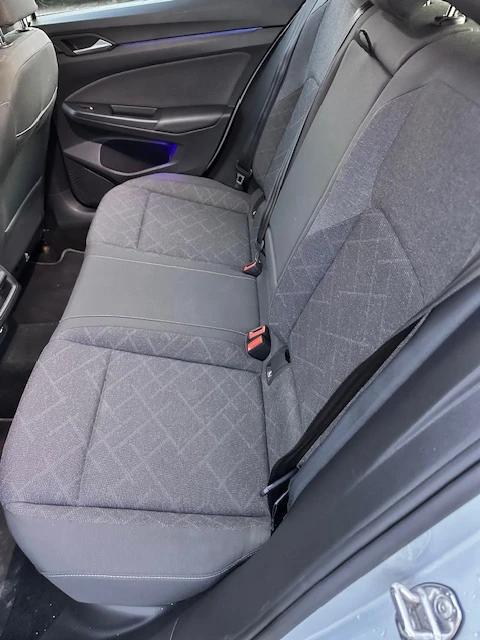 VW Golf 8 - 2.0TDI automat, снимка 13 - Автомобили и джипове - 53232138