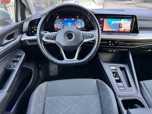 VW Golf 8 - 2.0TDI automat, снимка 11 - Автомобили и джипове - 53232138