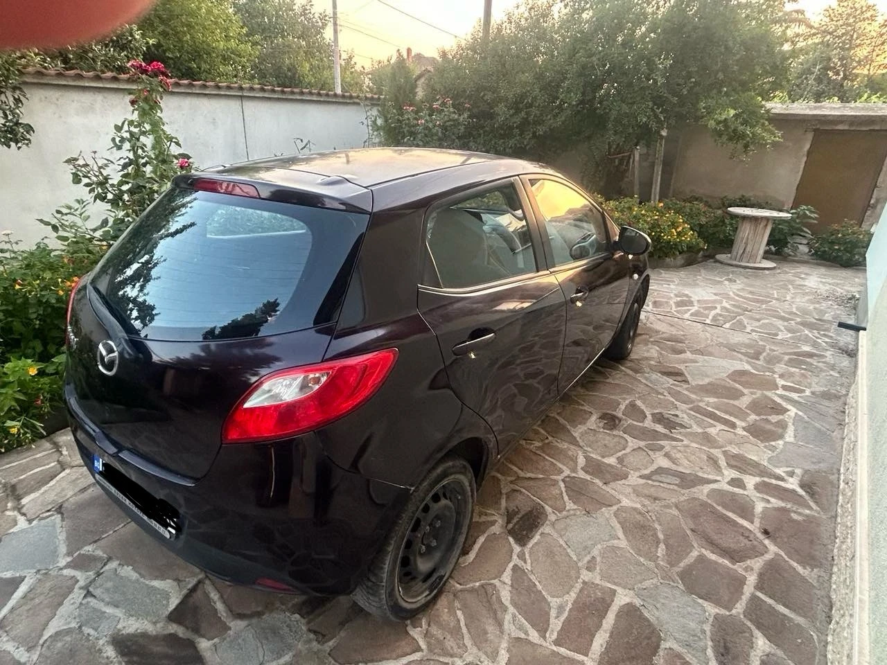 Mazda 2  - изображение 8