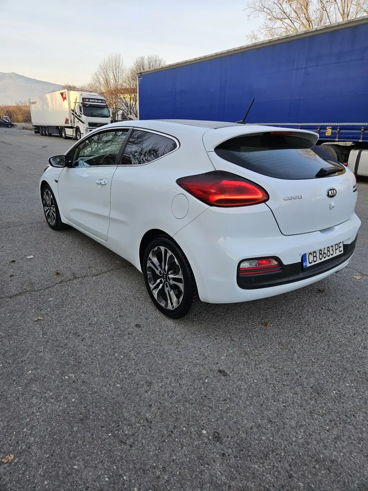 Kia Pro ceed 1.6 CRDI GT Line 6ск. - изображение 2