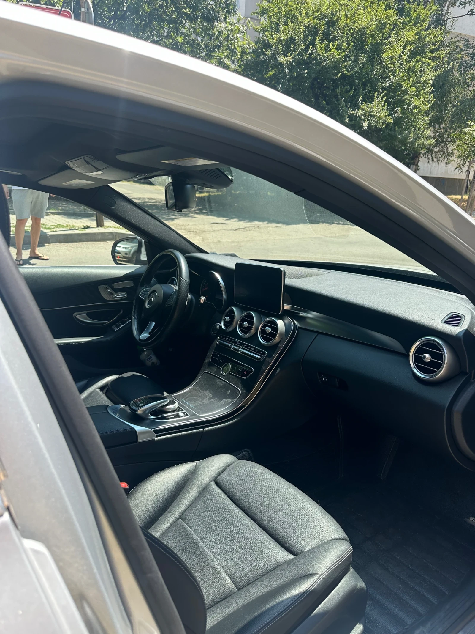 Mercedes-Benz C 400 4 MATIC - изображение 7