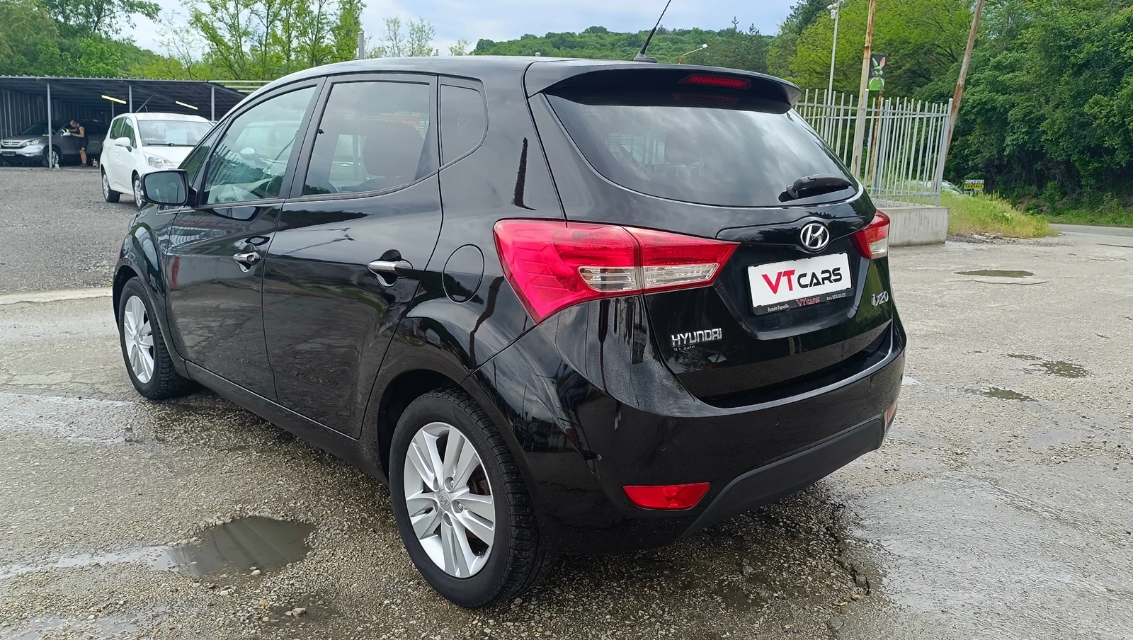 Hyundai Ix20 1.6i Aut. - изображение 3