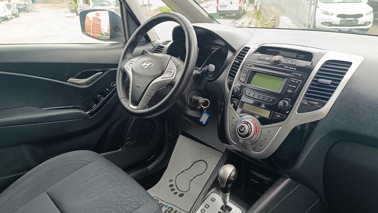 Hyundai Ix20 1.6i Aut. - изображение 10