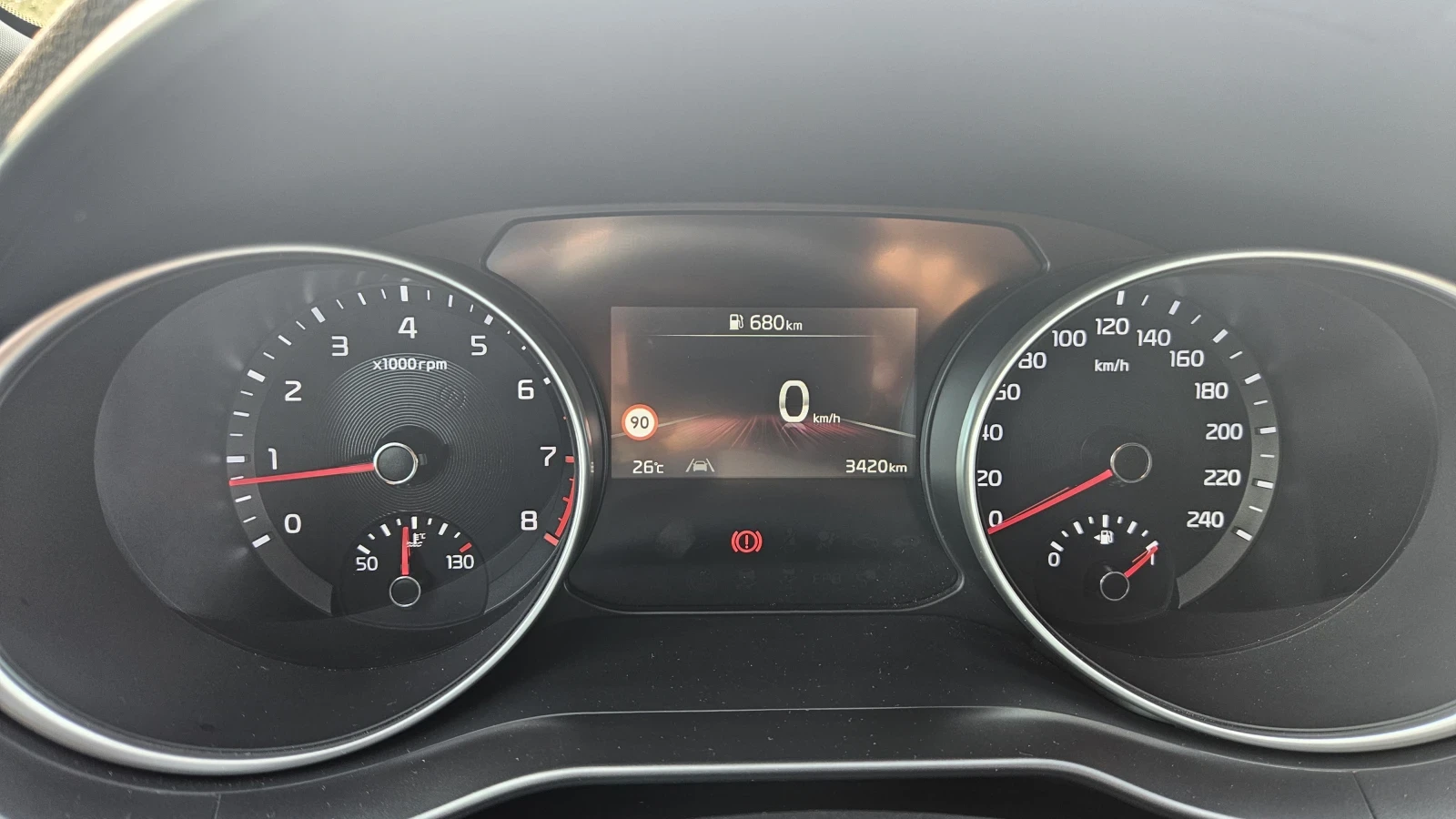 Kia XCeed 1.5T-GDI - изображение 8