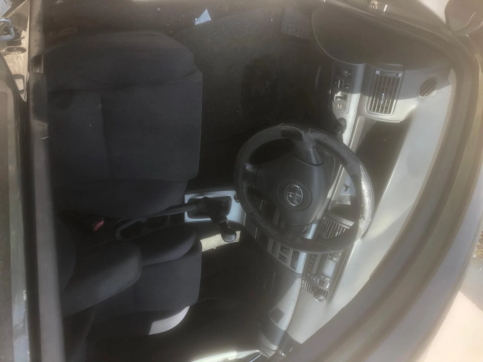 Toyota Corolla 2.0D4D, 90кс, 04г, Климатроник, Италия  - изображение 7