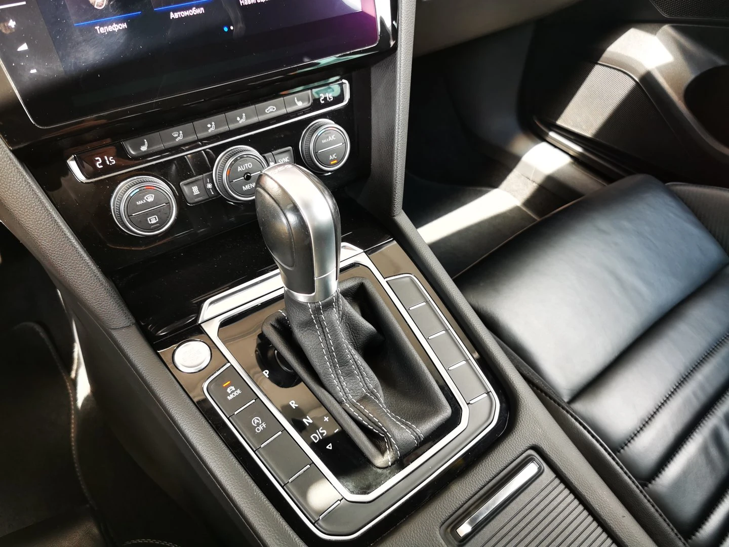VW Passat Highline 2.0TDI SCR BMT - изображение 10