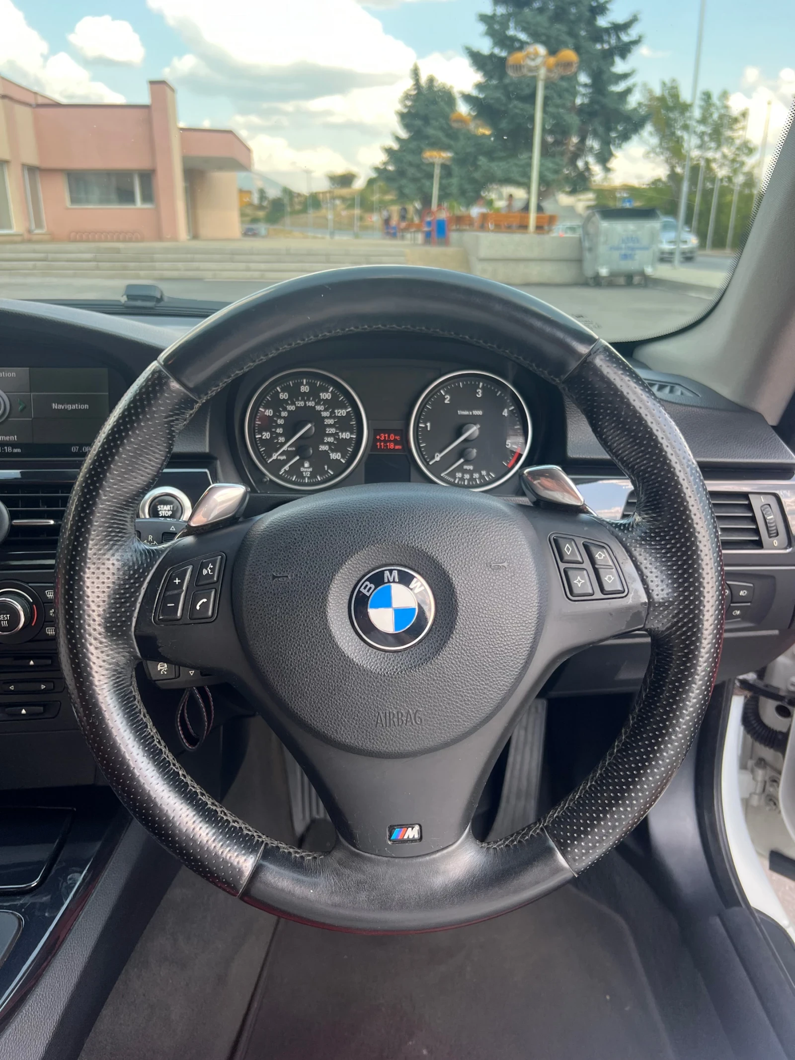 BMW 335  - изображение 7