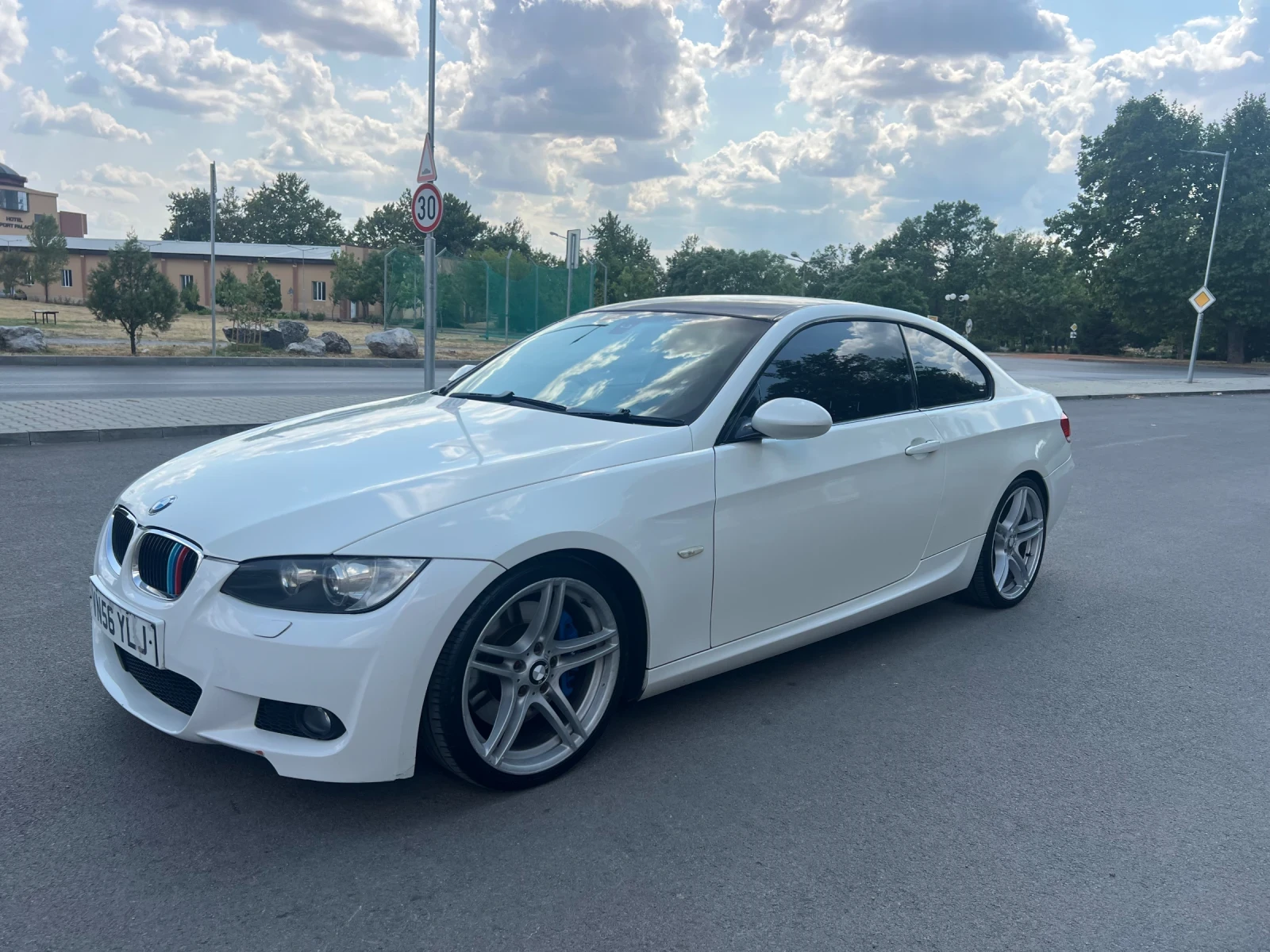 BMW 335  - изображение 2