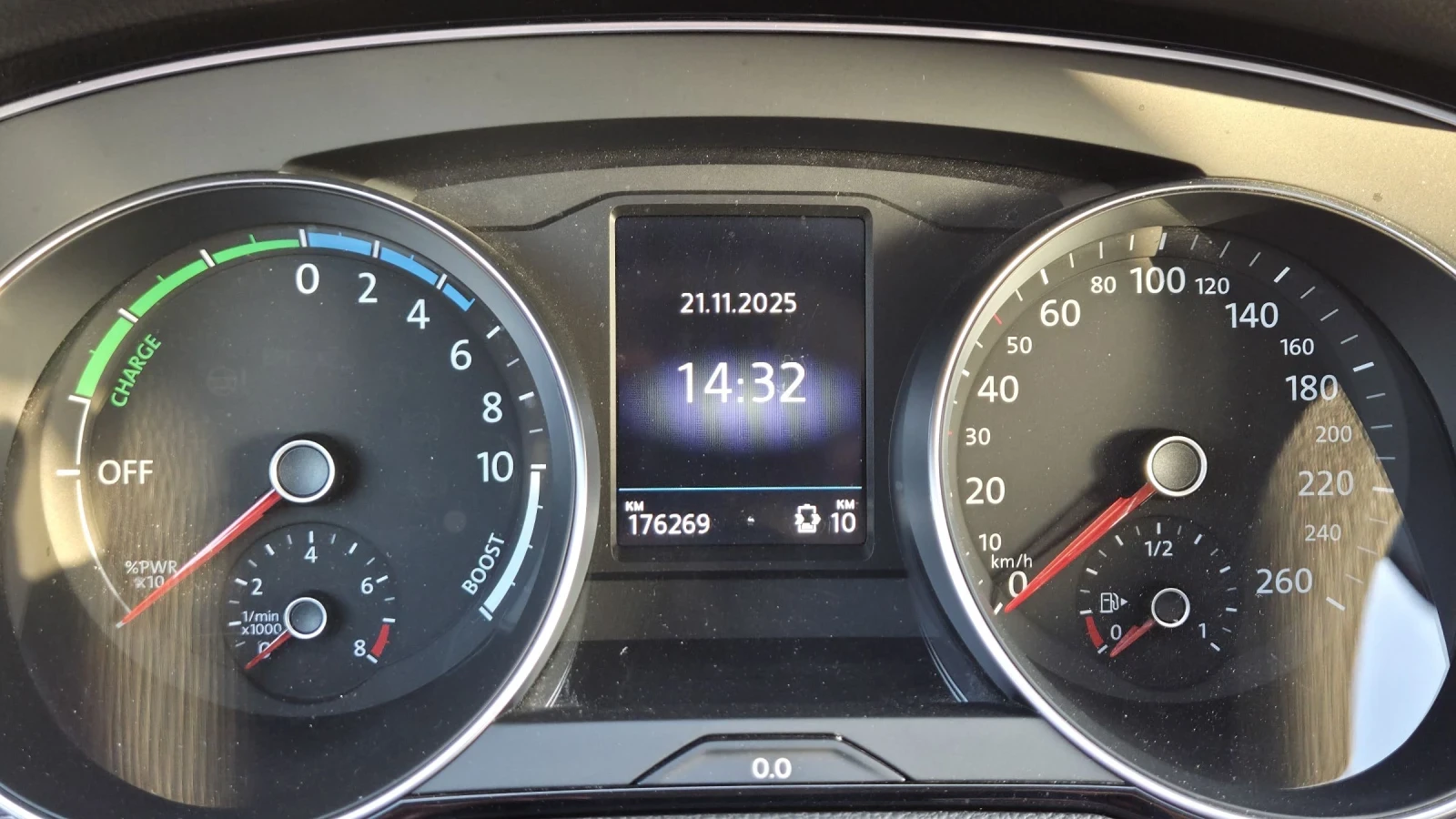 VW Passat GTE 1.4TSI PLUG-IN HYBRID | Mobile.bg   11