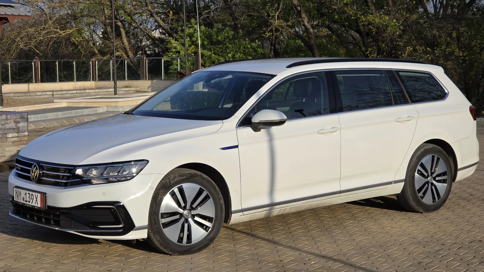 VW Passat GTE 1.4TSI PLUG-IN HYBRID | Mobile.bg   2