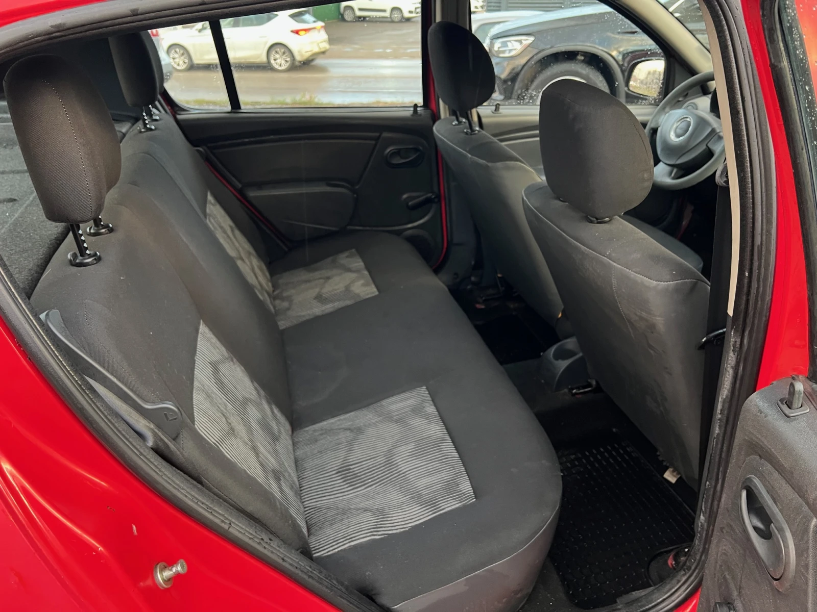 Dacia Sandero �� ���� �������� 4 �������� | Mobile.bg � ����������� 15