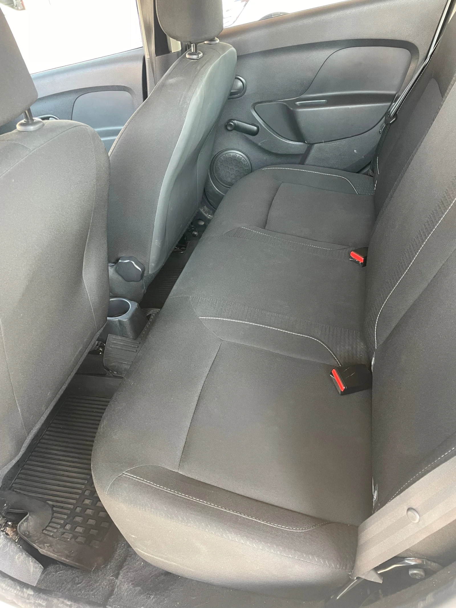 Dacia Sandero 0, 9 , снимка 6 - Автомобили и джипове - 53875480