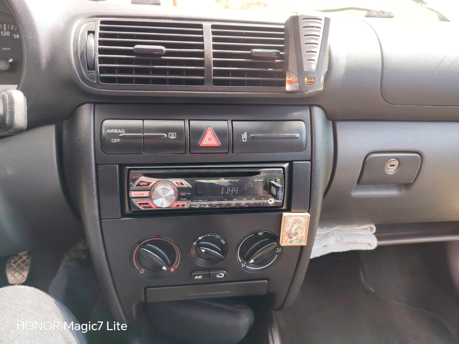 Seat Leon, снимка 8 - Автомобили и джипове - 54097029