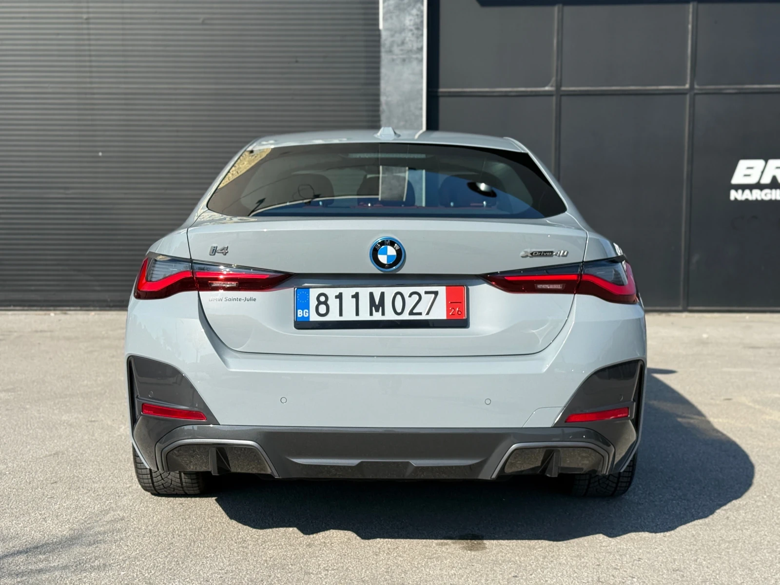 BMW i4 X-DRIVE40 M-Sport 84kWh 400PS, снимка 7 - Автомобили и джипове - 54503447