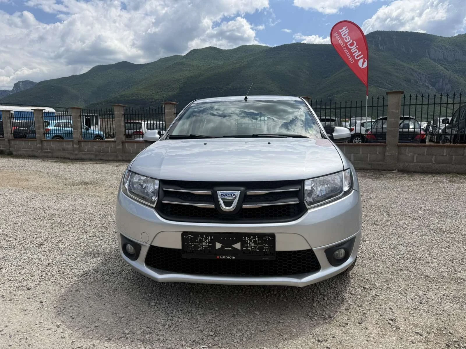 Dacia Sandero 1.5 DCI ЕВРО 5 В КАТО НОВА, снимка 2 - Автомобили и джипове - 54635081