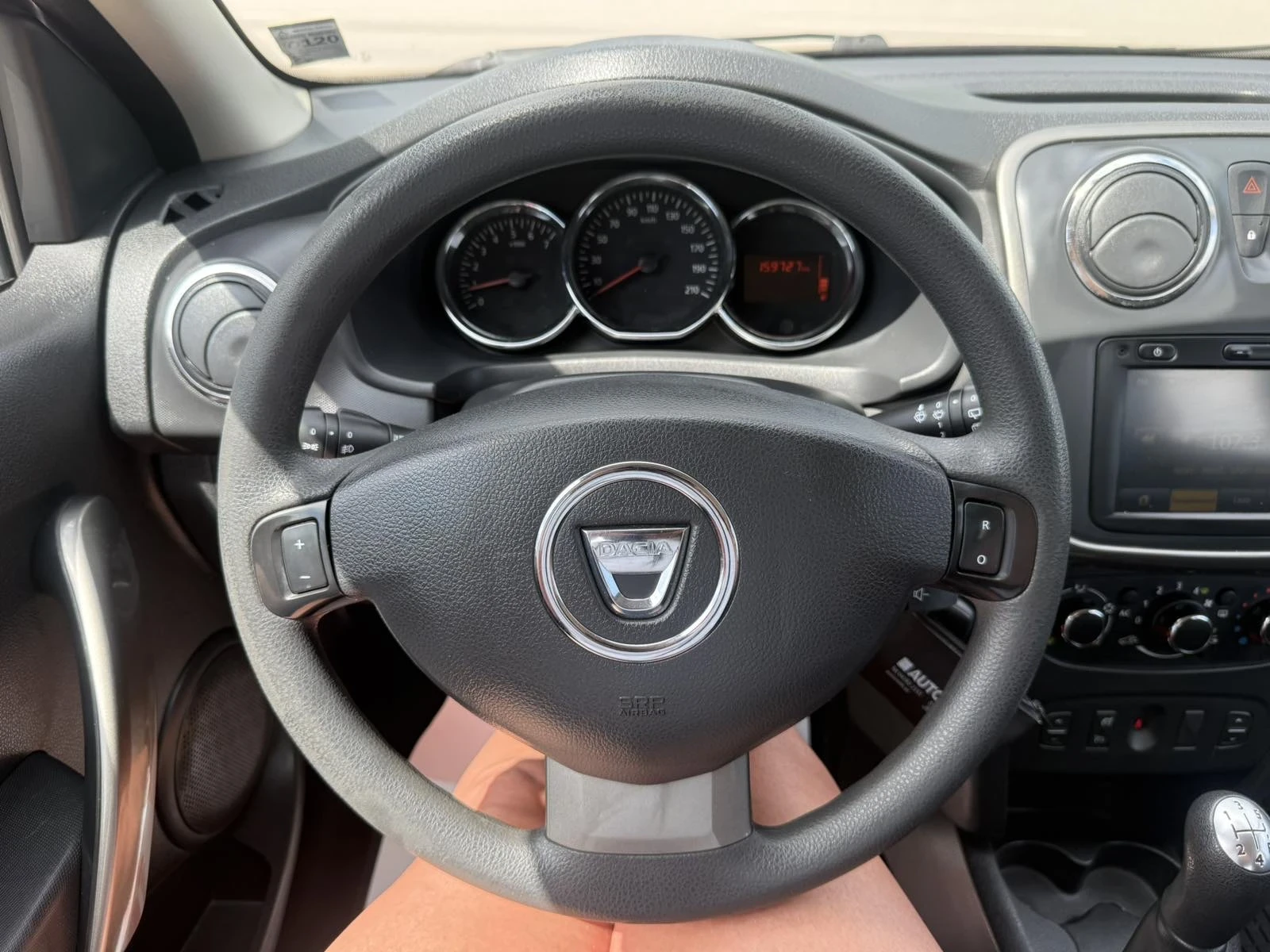 Dacia Sandero 1.5 DCI ЕВРО 5 В КАТО НОВА, снимка 12 - Автомобили и джипове - 54635081