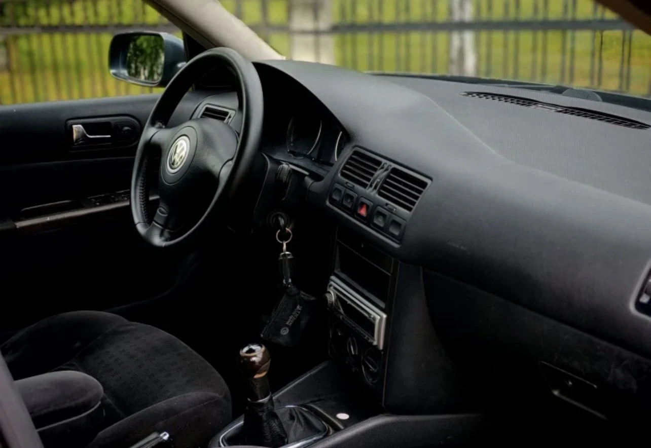 VW Bora 1.9tdi, снимка 5 - Автомобили и джипове - 54896855