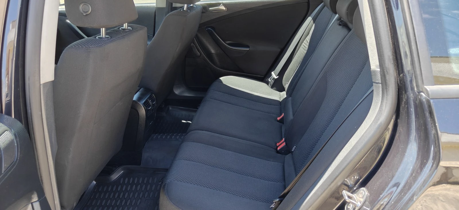 VW Passat 2.0D-FaceC.Rail, снимка 12 - Автомобили и джипове - 55030221