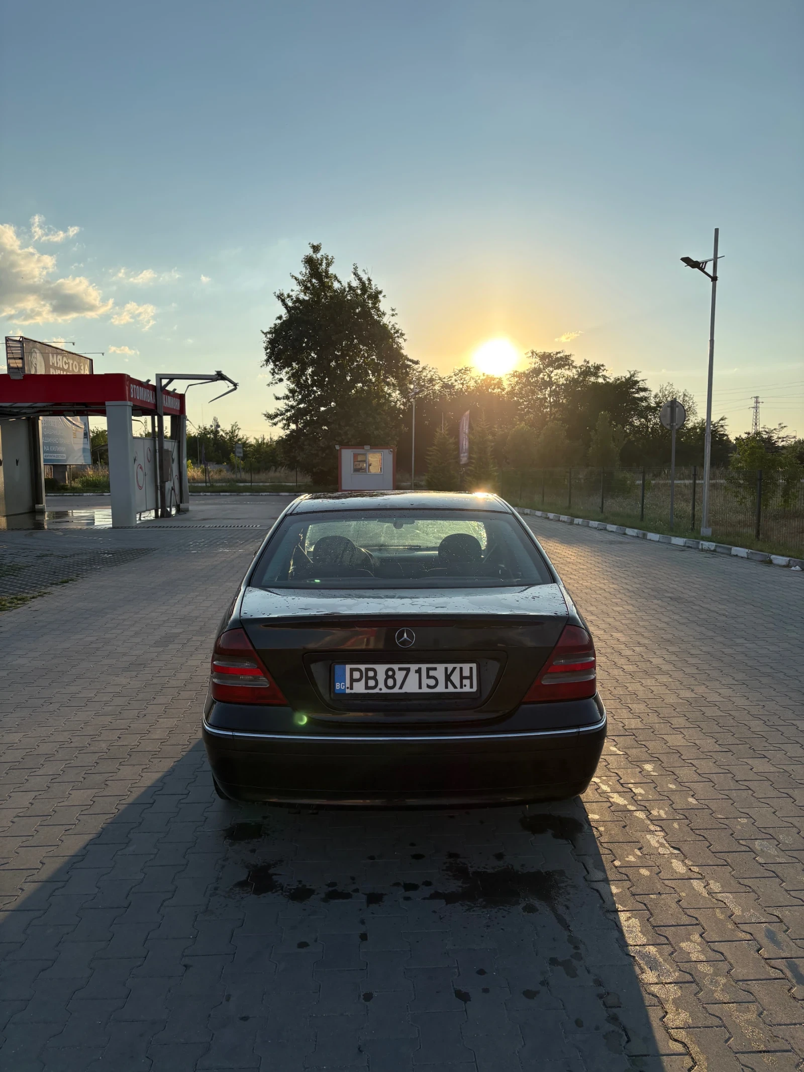 Mercedes-Benz C 220, снимка 8 - Автомобили и джипове - 55157264