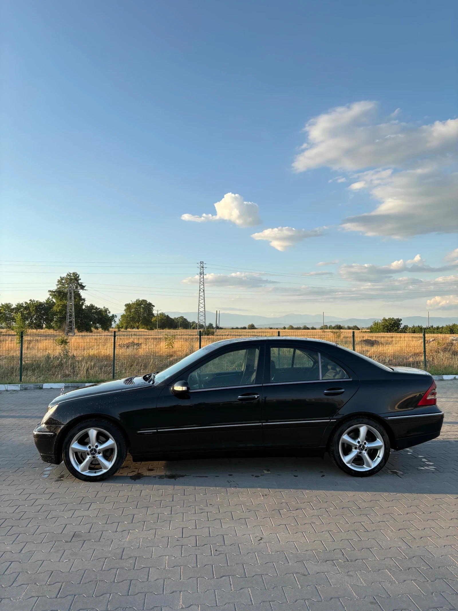 Mercedes-Benz C 220, снимка 5 - Автомобили и джипове - 55157264