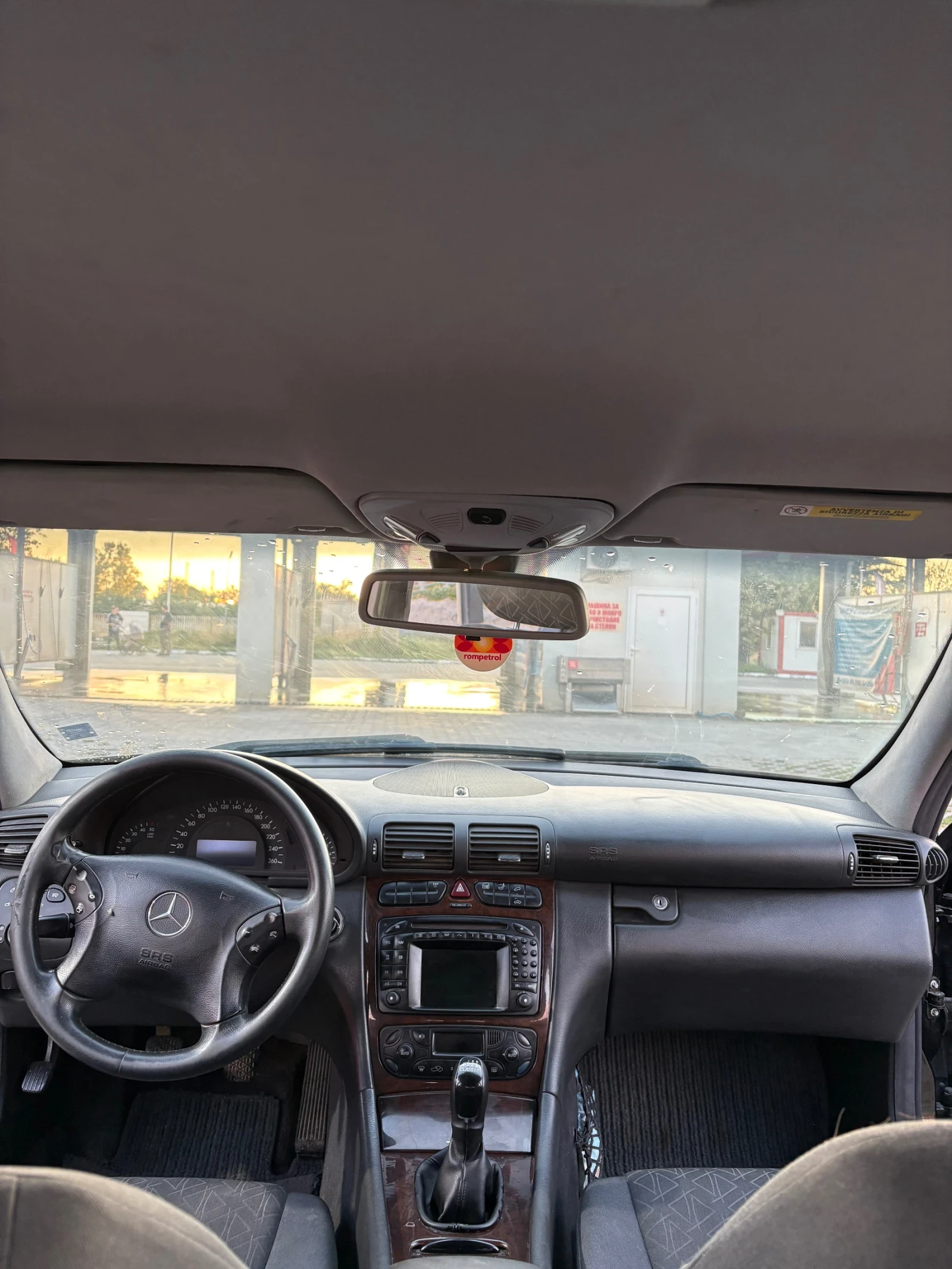 Mercedes-Benz C 220, снимка 10 - Автомобили и джипове - 55157264