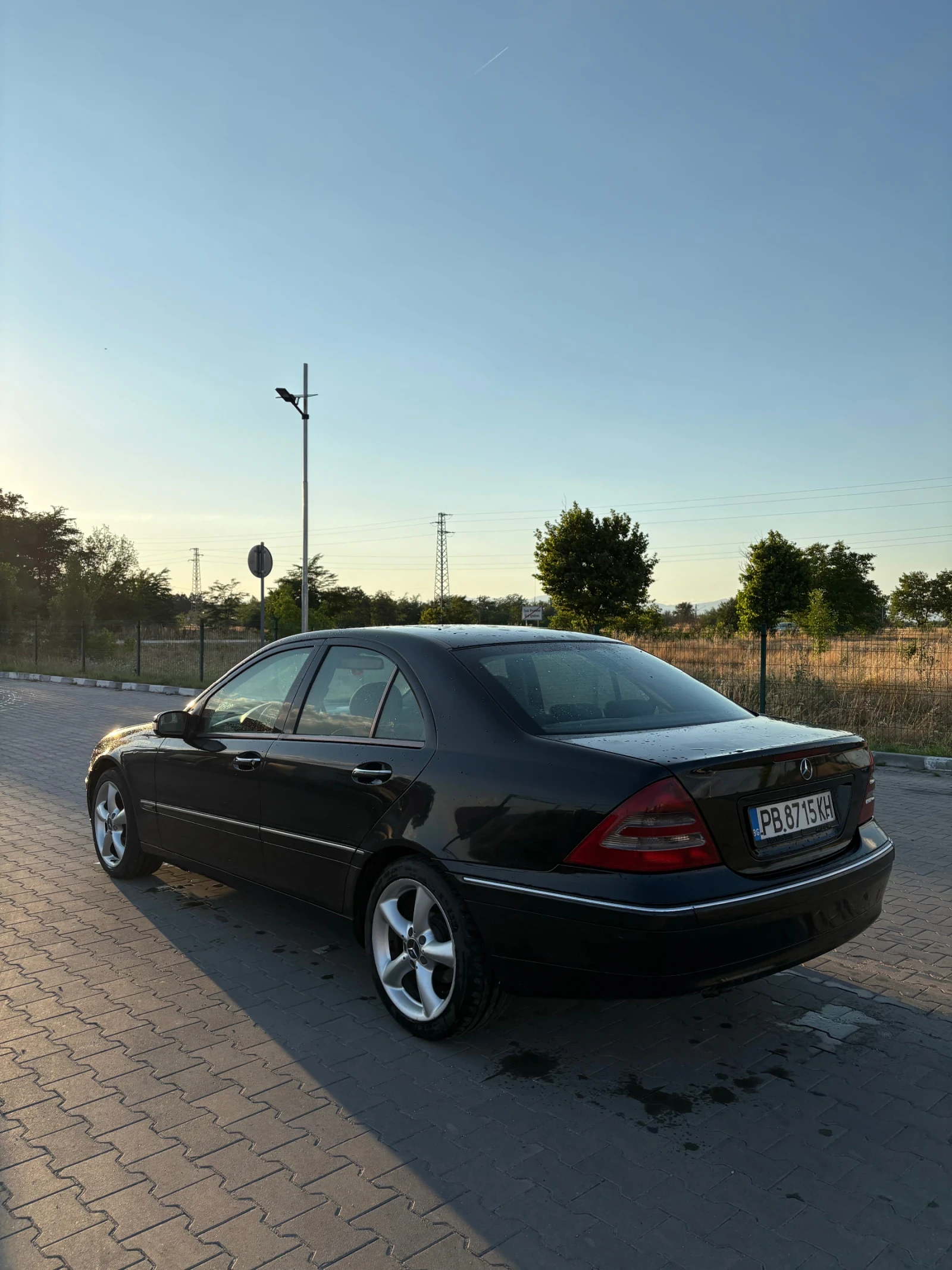 Mercedes-Benz C 220, снимка 9 - Автомобили и джипове - 55157264