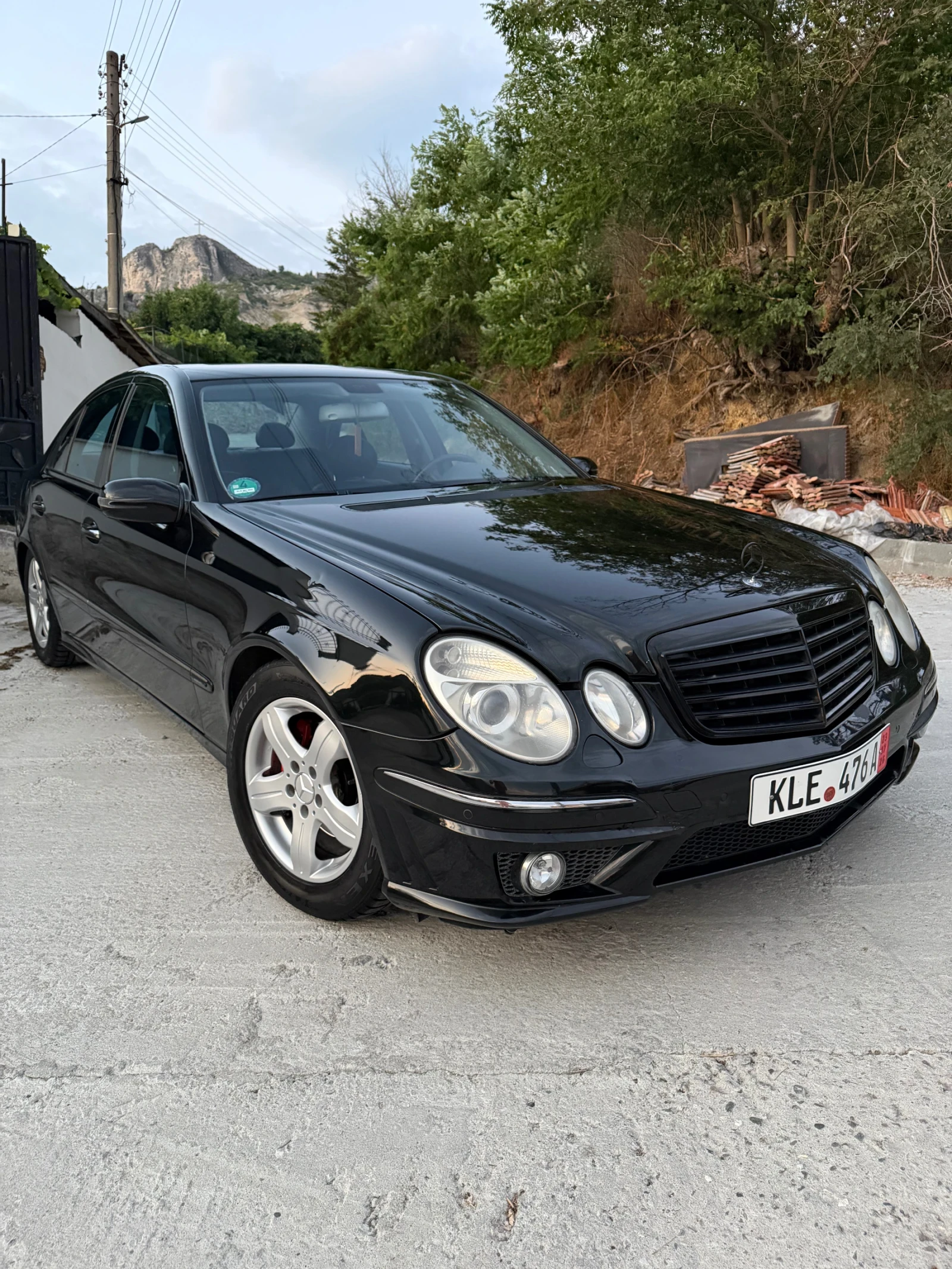 Mercedes-Benz E 320 AMG style paket, снимка 5 - Автомобили и джипове - 55158123