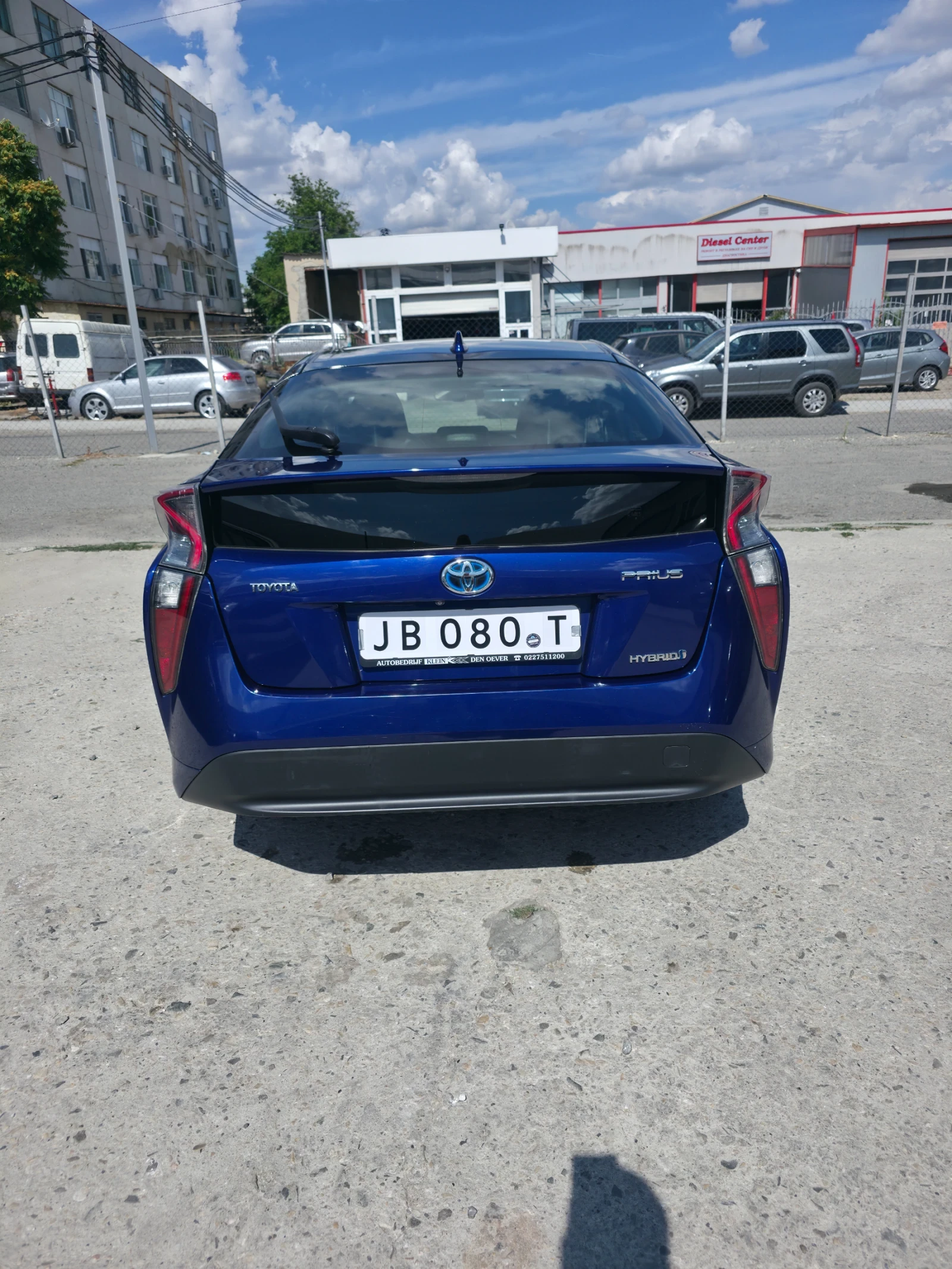 Toyota Prius 1.8 Hybride, снимка 2 - Автомобили и джипове - 55274499